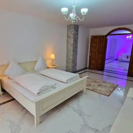Casa Avram * Sucevita